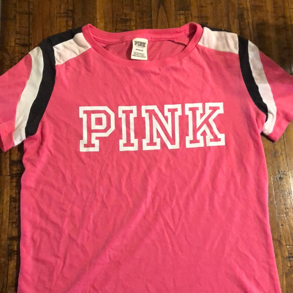 VS Pink T-shirt
